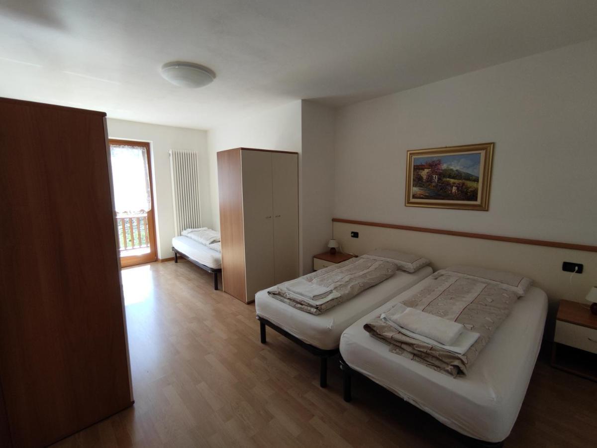 Residenza Arcobaleno Aparthotel Tenno Ngoại thất bức ảnh